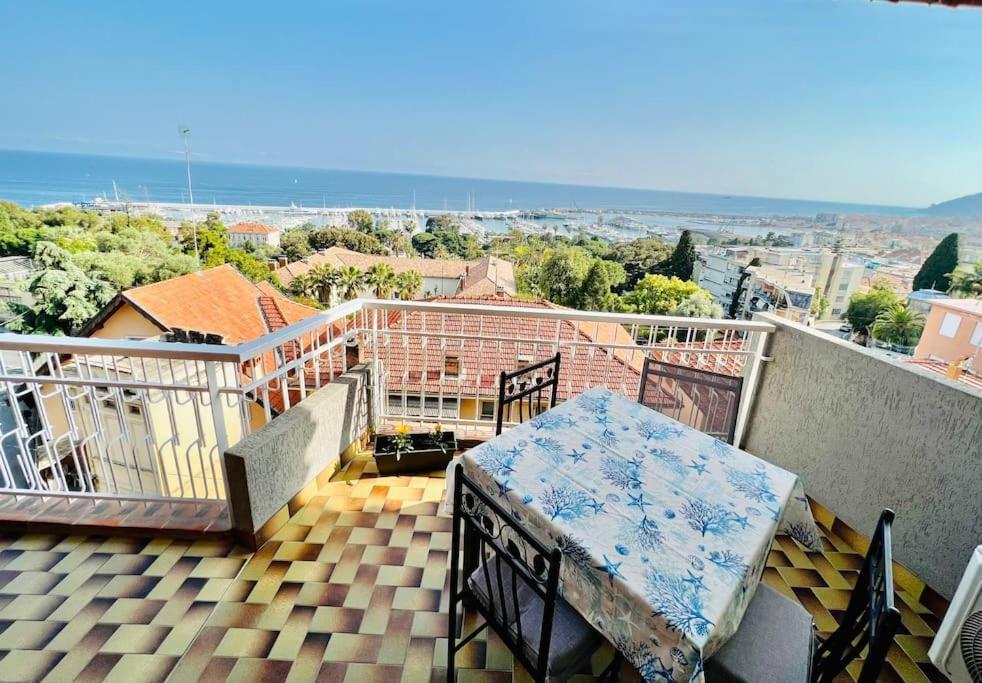 Appartement Special Vista Mare E Parcheggio Privato San Remo